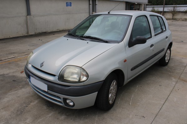 RENAULT CLIO II Caixa 