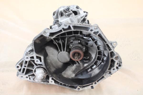 Caixa de Velocidades OPEL CORSA C (X01) | 00 - 09