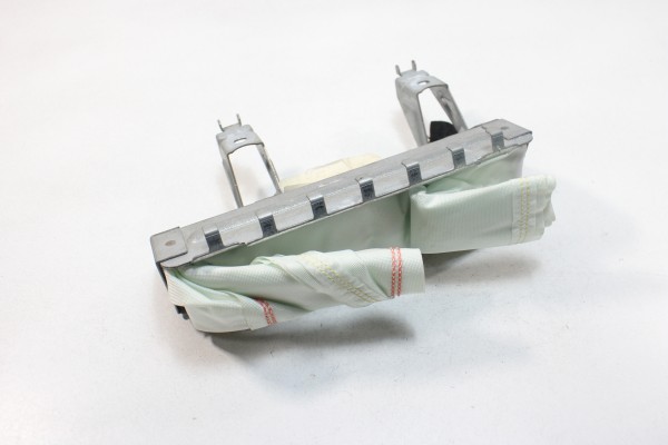 Knee airbag PEUGEOT 407 SW SE HDI Imagem-1