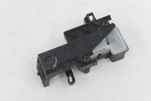 Pistola fecho porta combustivel MERCEDES-BENZ E 220 CDI Imagem-1