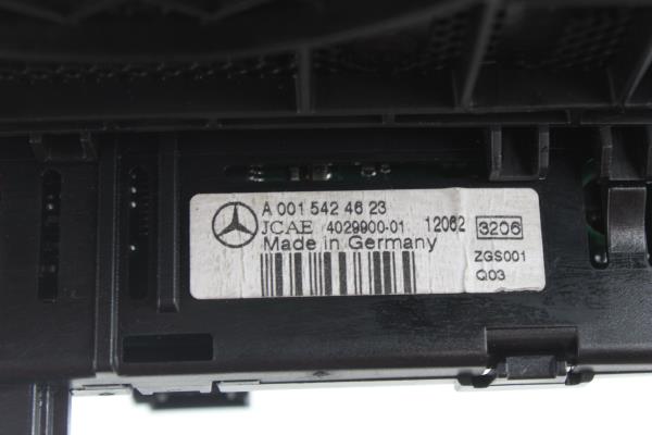 Display MERCEDES-BENZ E 220 CDI Imagem-3
