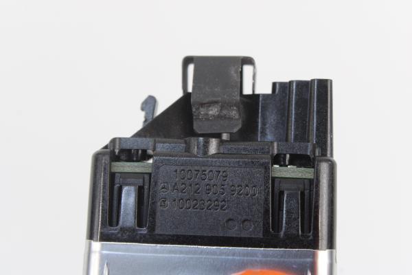 Interruptor Tampo da Mala MERCEDES-BENZ E 220 CDI Imagem-2