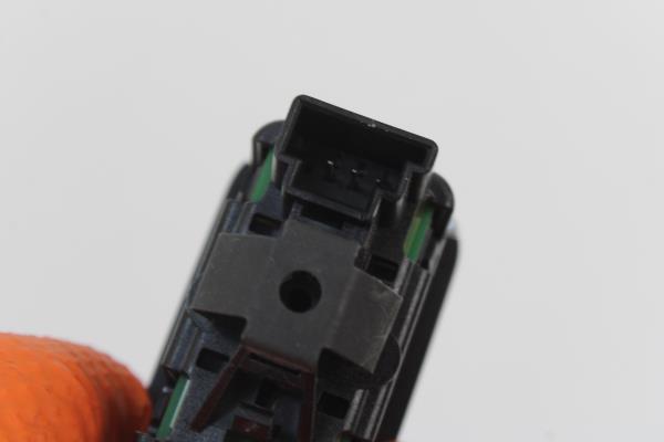 Interruptor Tampo da Mala MERCEDES-BENZ E 220 CDI Imagem-3