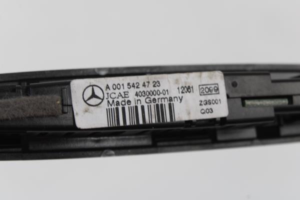 Sensor Estacionamento MERCEDES-BENZ E 220 CDI Imagem-1