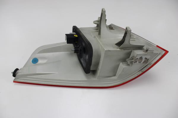 Farolim Stop Direito PEUGEOT 508 RXH Imagem-1