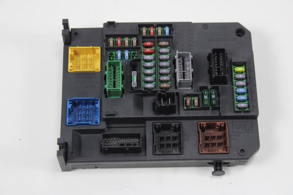 Caixa de Fusíveis PEUGEOT 508 RXH