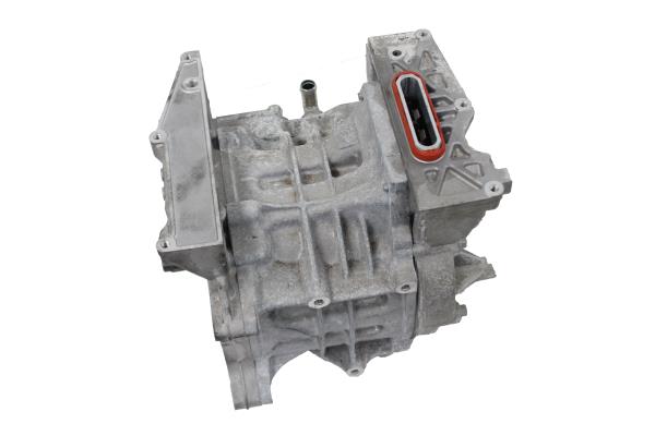 Motor  NISSAN LEAF II ( ZE1 )