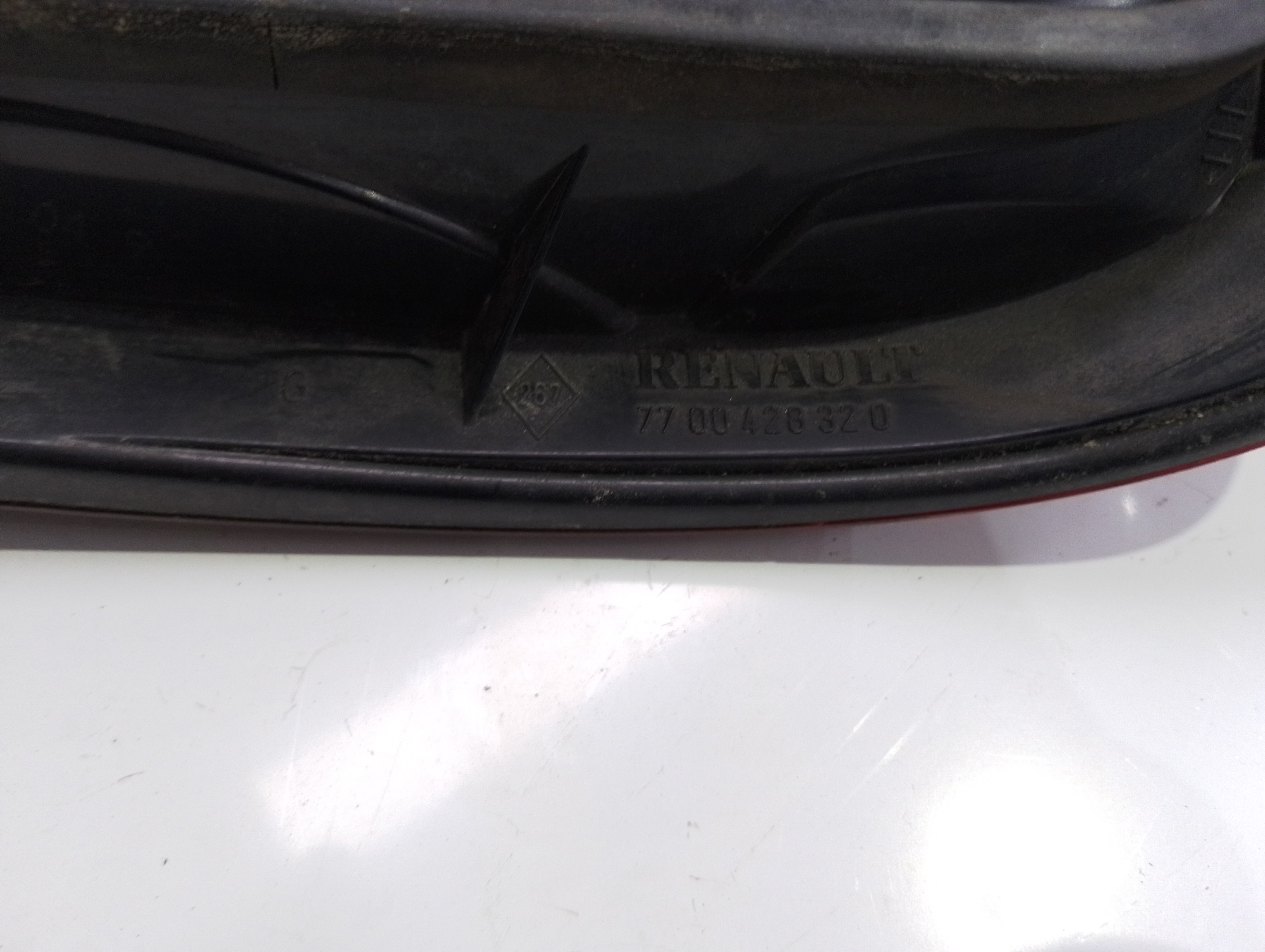 Farolim Stop Esq RENAULT MEGANE I (BA0/1_) | 95 - 04 Imagem-4