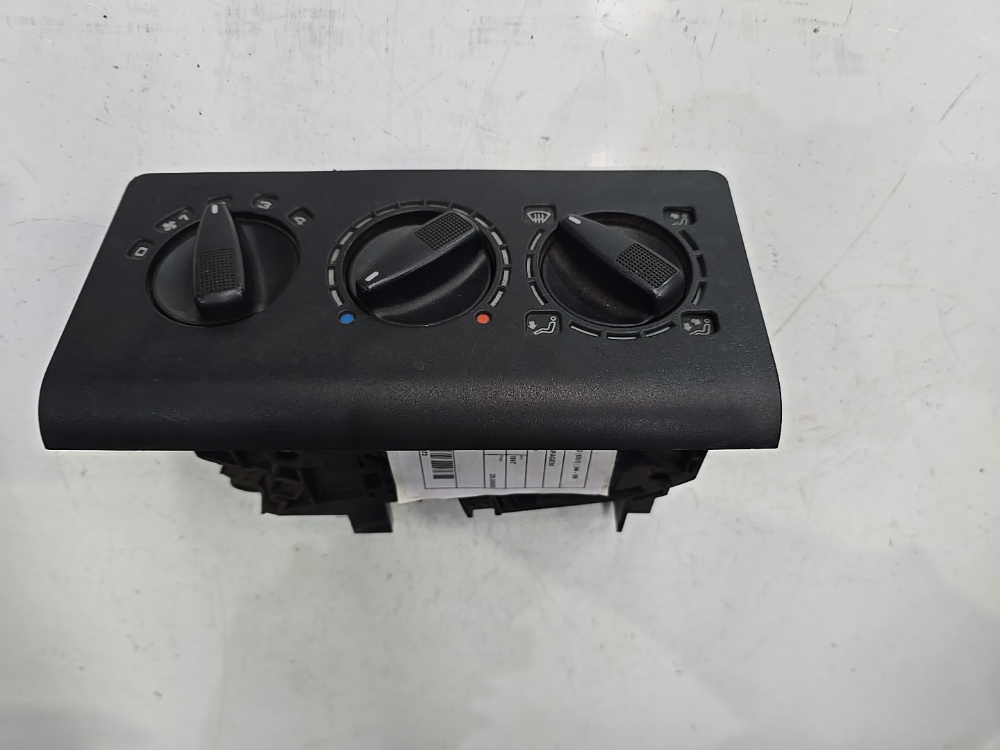 COMANDO DE CHAUFAGEM VOLKSWAGEN POLO (6N1) | 94 - 99 Imagem-0