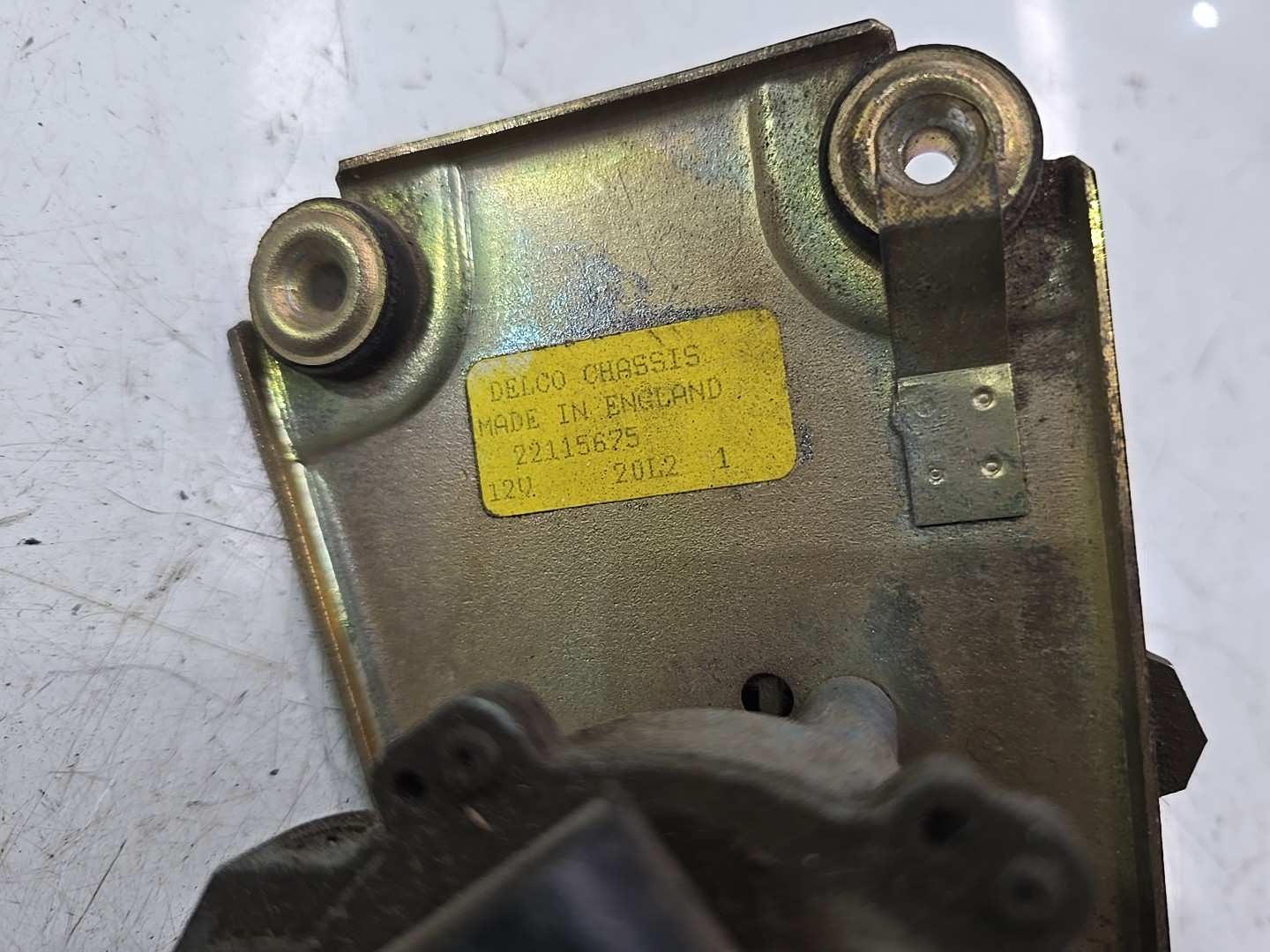 MOTOR LIMPA VIDROS FRENTE OPEL CORSA A Caixa (S83) | 86 - 94 Imagem-2