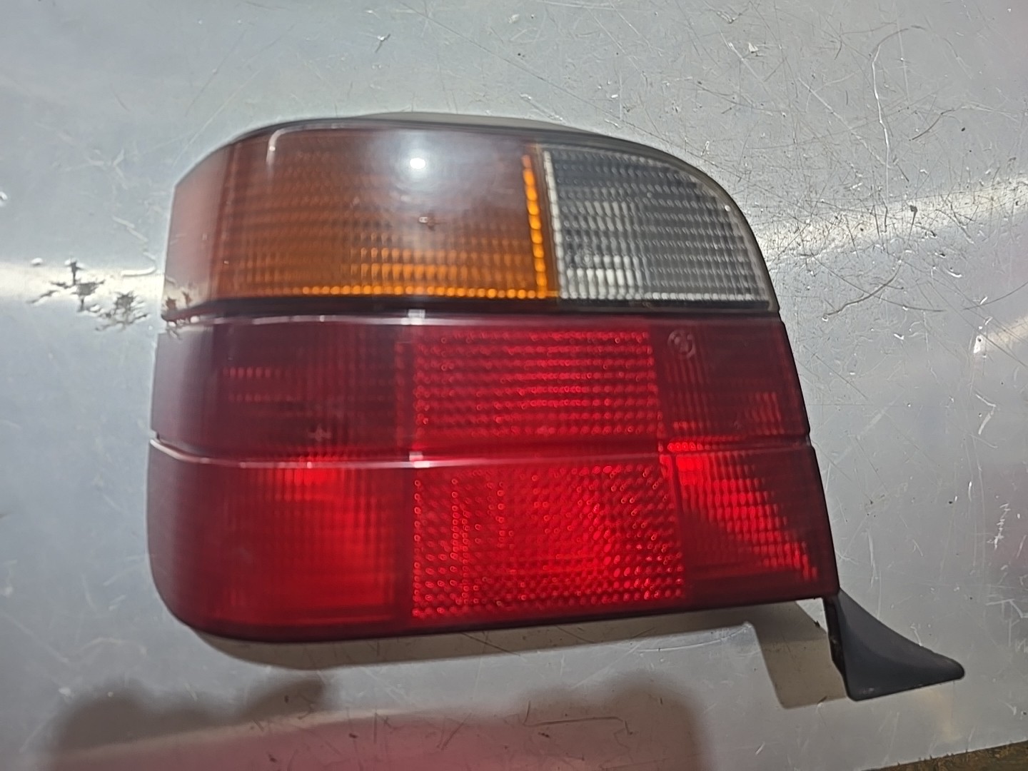 Farolim Stop Esq BMW 3 Touring (E36) | 94 - 99 Imagem-1