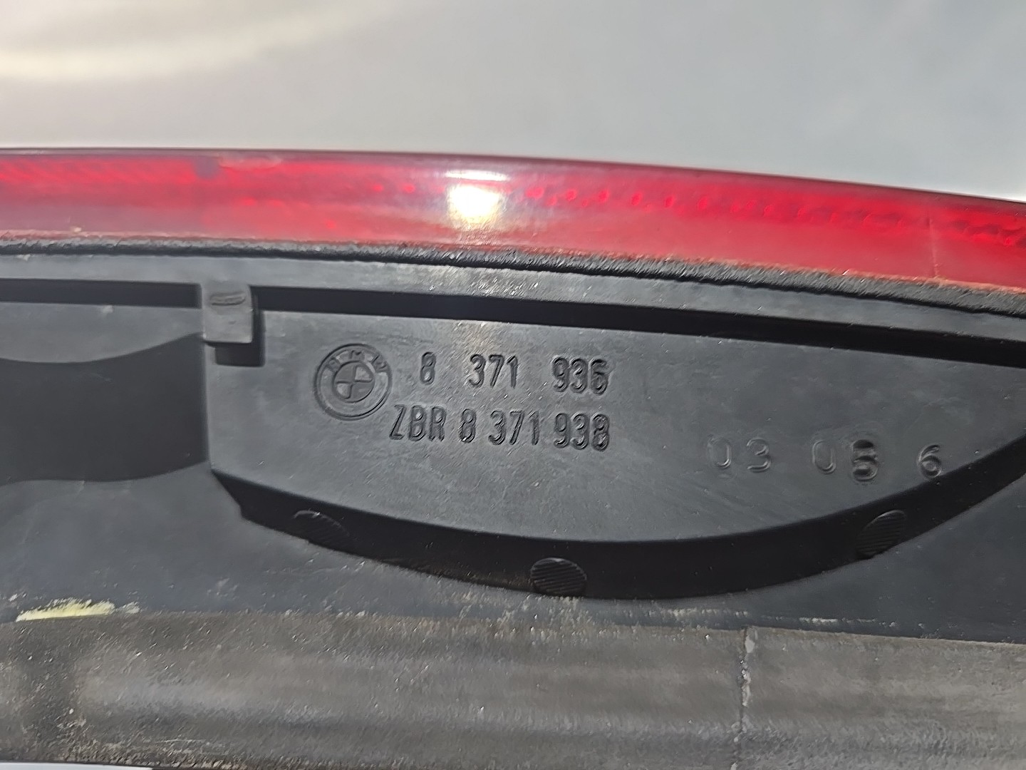 Farolim Stop Dto BMW 3 Touring (E36) | 94 - 99 Imagem-4