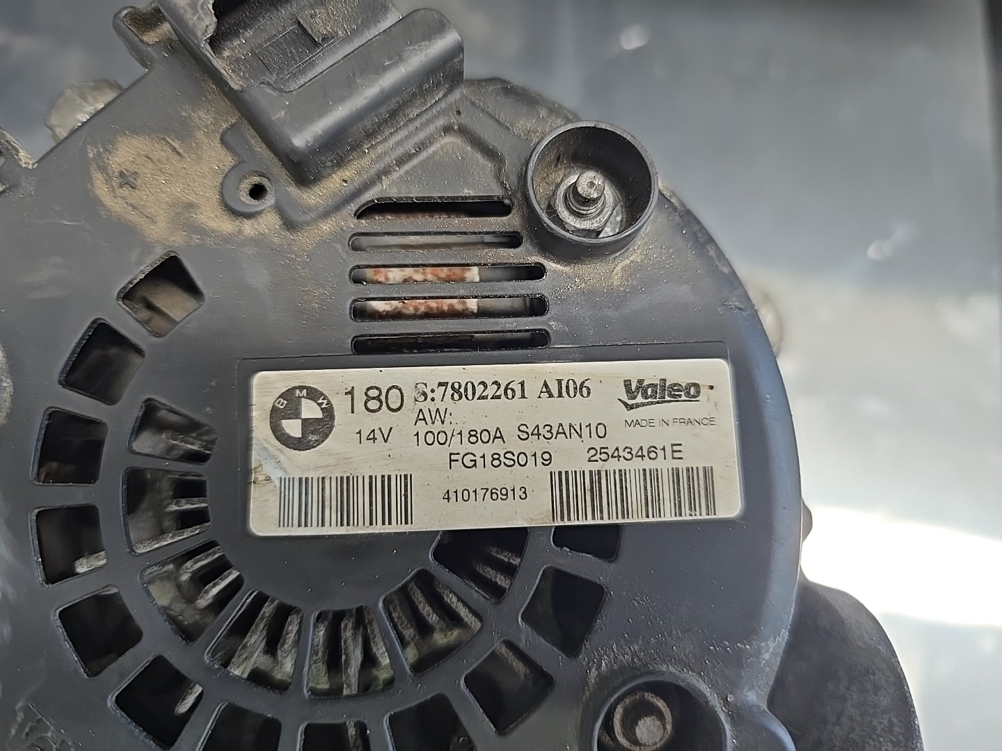 Alternador BMW 1 (E87) | 03 - 13 Imagem-1