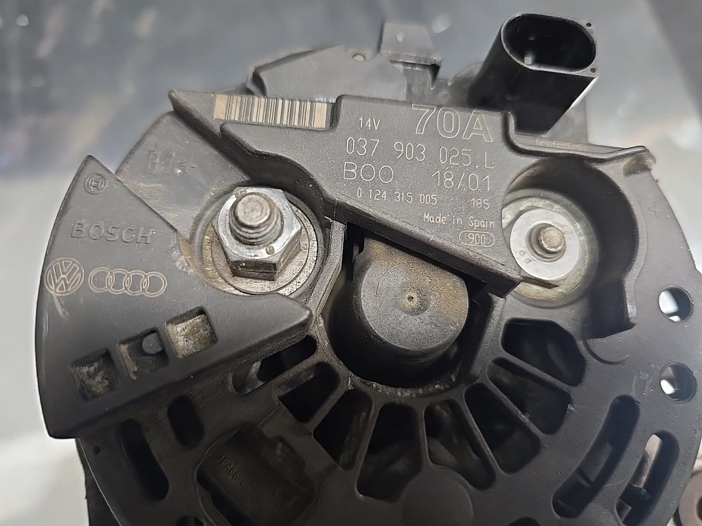 Alternador VOLKSWAGEN GOLF IV (1J1) | 97 - 07 Imagem-1
