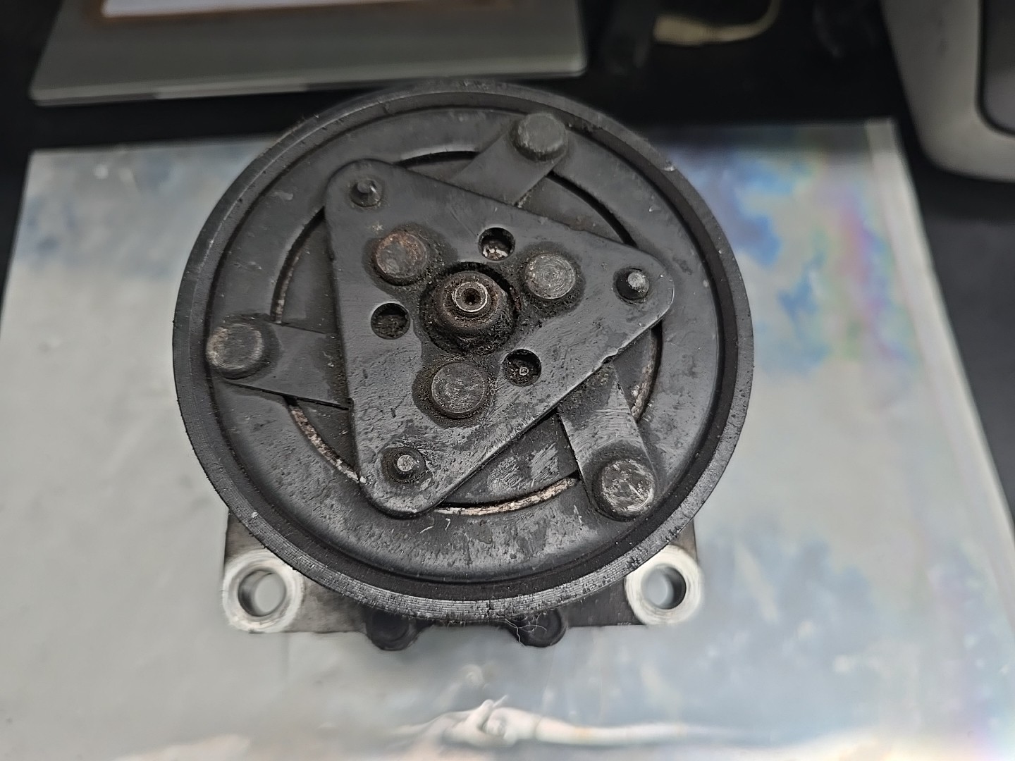 Compressor do Ar condicionado VOLKSWAGEN GOLF IV (1J1) | 97 - 07 Imagem-3