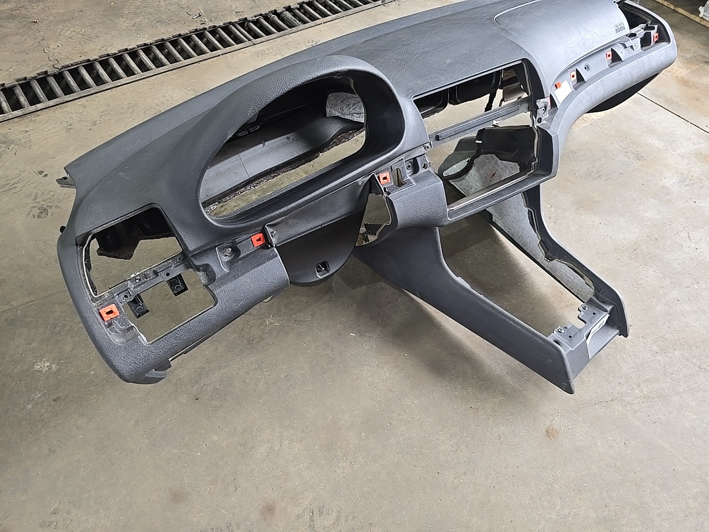 Tablier BMW 1 (E87) | 03 - 13 Imagem-1