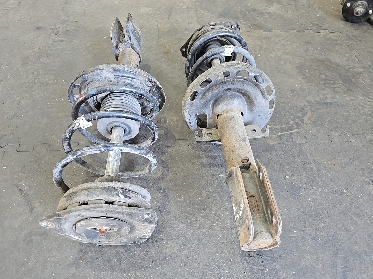 PACK DE SUPENSÃO FRENTE RENAULT MEGANE III Hatchback (BZ0/1_) | 08 -  Imagem-1