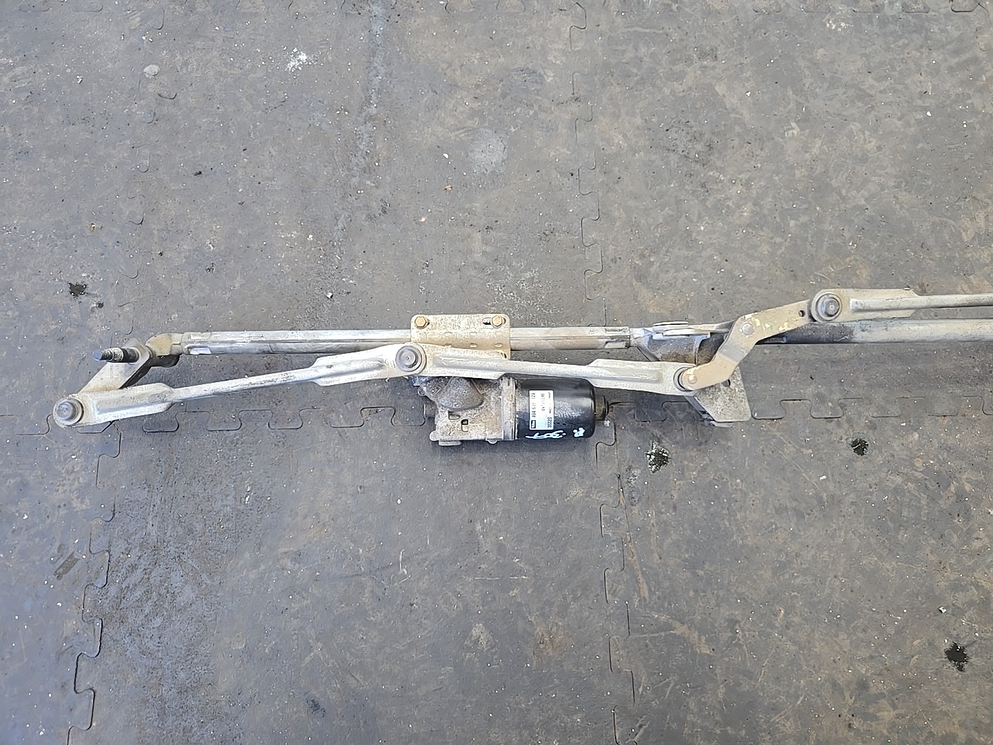 MOTOR LIMPA VIDROS FRENTE PEUGEOT 307 (3A/C) | 00 - 12 Imagem-1