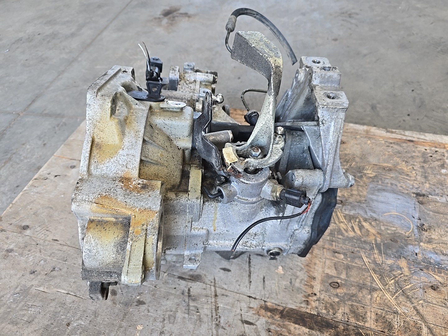 Caixa de Velocidades VOLKSWAGEN GOLF IV (1J1) | 97 - 07 Imagem-3
