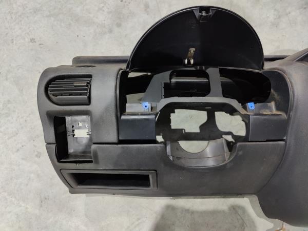 Tablier OPEL CORSA C (X01) | 00 - 09 Imagem-7