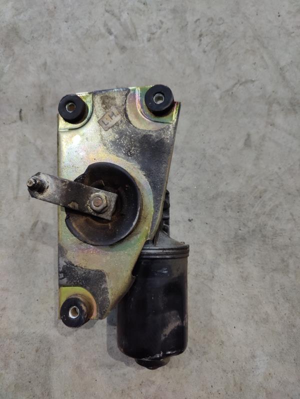 MOTOR LIMPA VIDROS FRENTE OPEL CORSA A Caixa (S83) | 86 - 94 Imagem-2