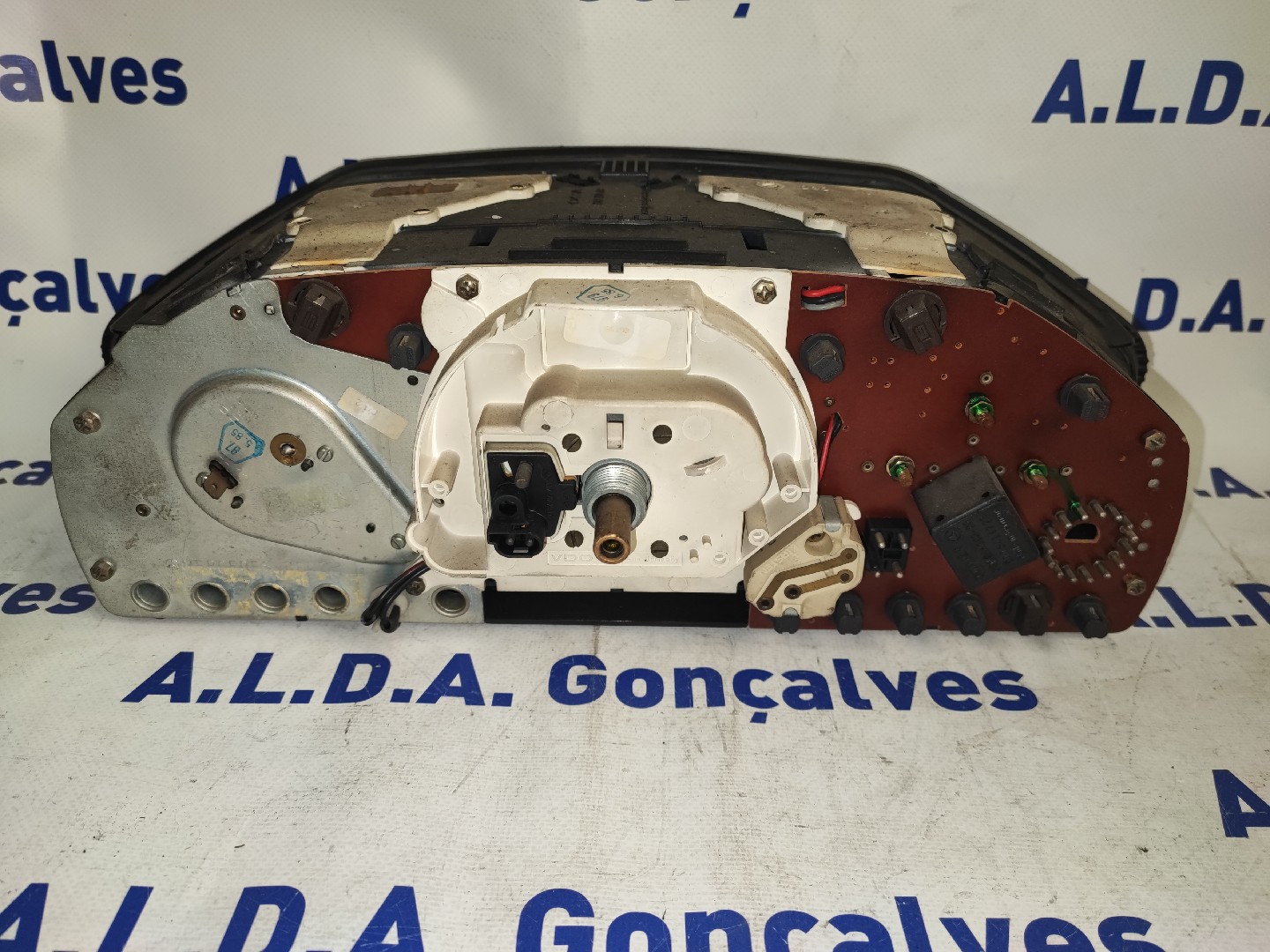 Quadrante MERCEDES-BENZ 190 (W201) | 82 - 93 Imagem-2