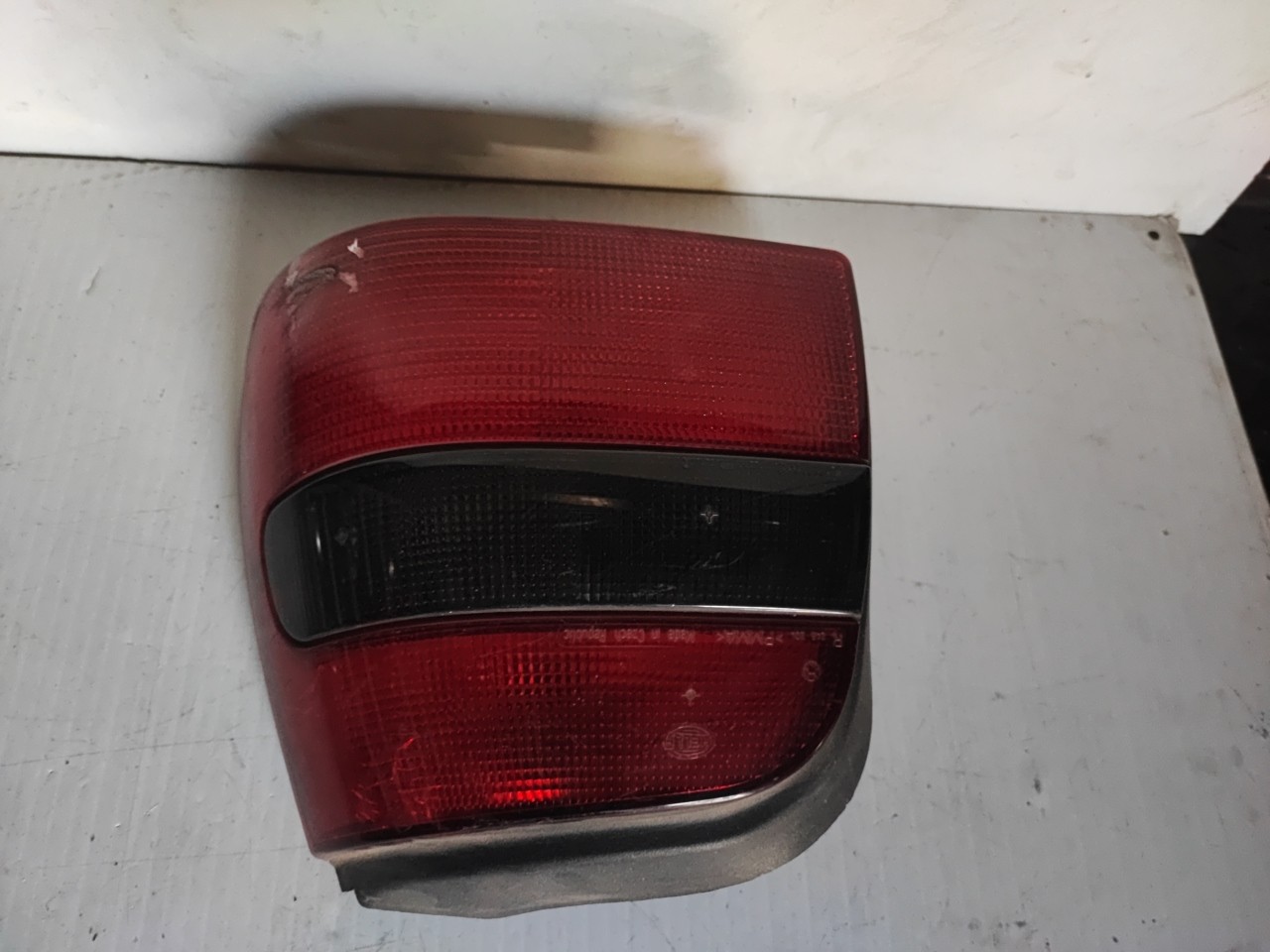 Farolim Stop Esq SKODA - ID S_2801