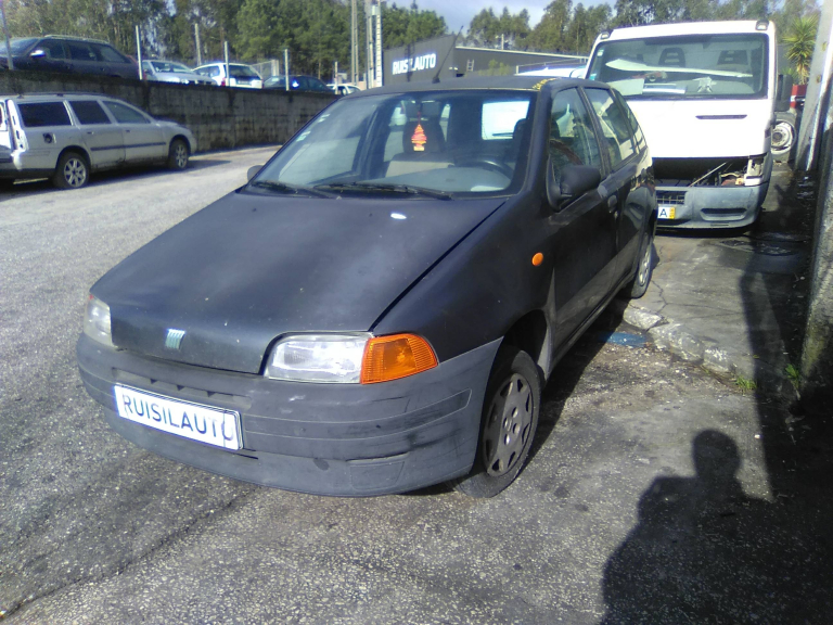 PUNTO  FIAT - ID V_V7827