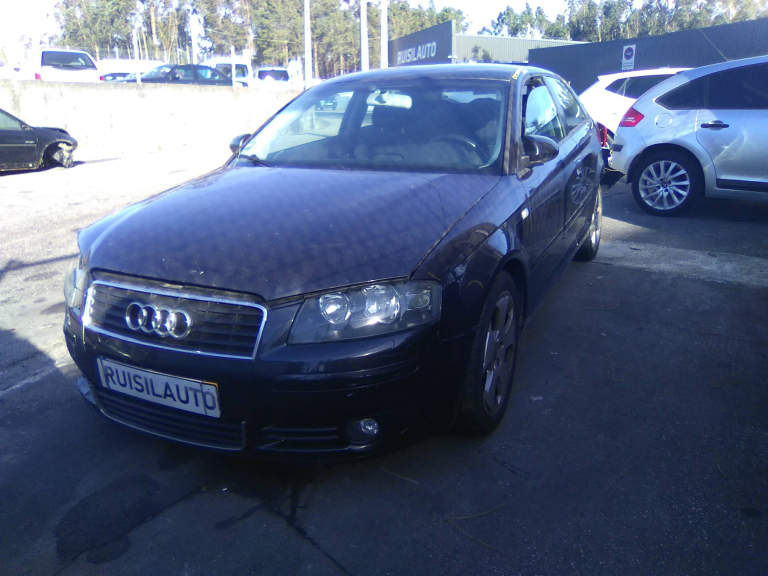 A3  AUDI - ID V_V7711