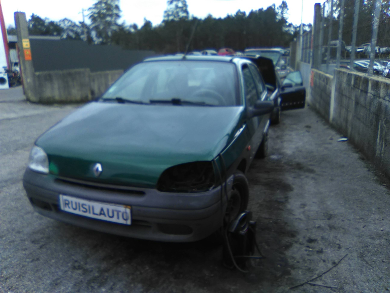 CLIO I  RENAULT - ID V_V7601