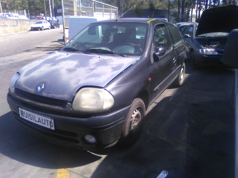 CLIO II  RENAULT - ID V_V7393
