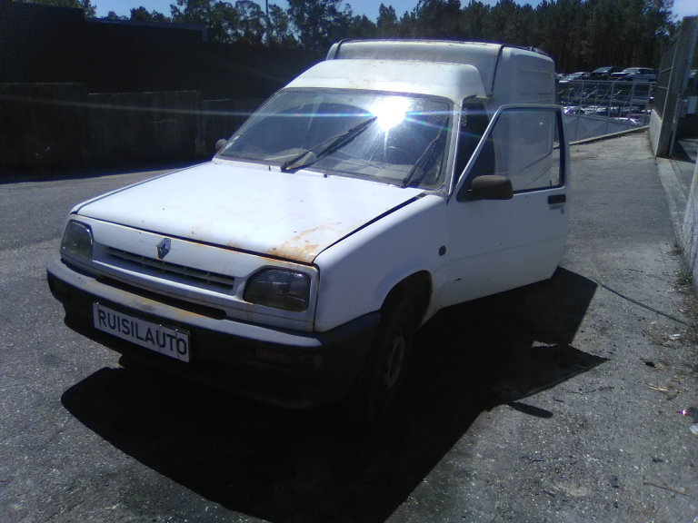 EXPRESS Caixa  RENAULT - ID V_V6540