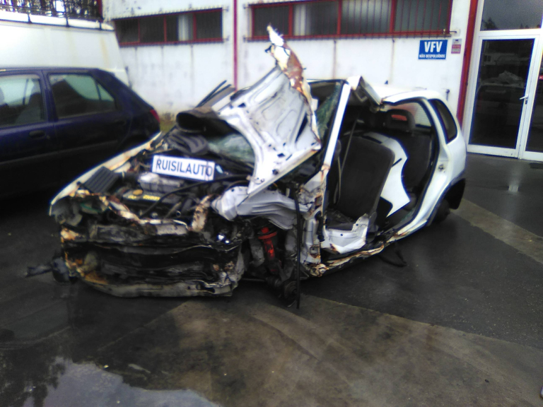 CORSA B  OPEL - ID V_V6619