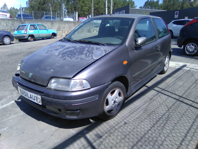 PUNTO  FIAT - ID V_V6739