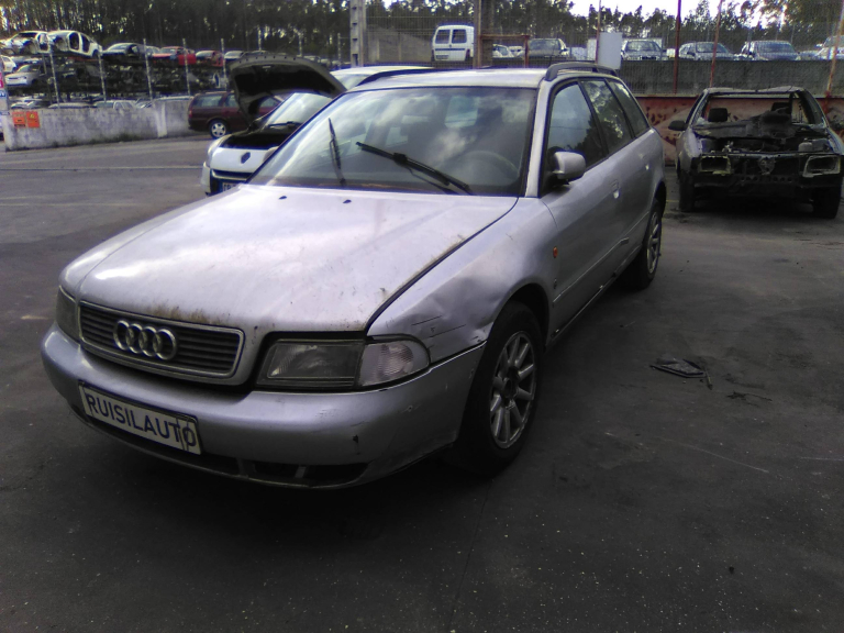 A4 Avant  AUDI - ID V_V7115