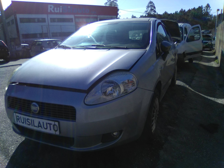 GRANDE PUNTO  FIAT - ID V_V6987