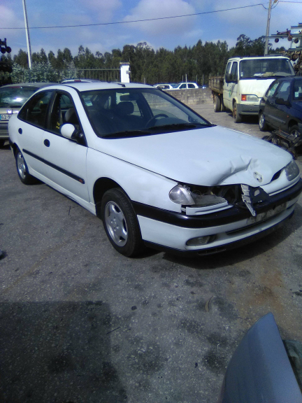 LAGUNA I Grandtour  RENAULT - ID V_V2106