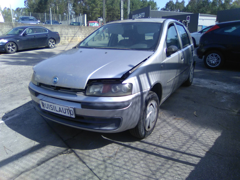 PUNTO  FIAT - ID V_V6939