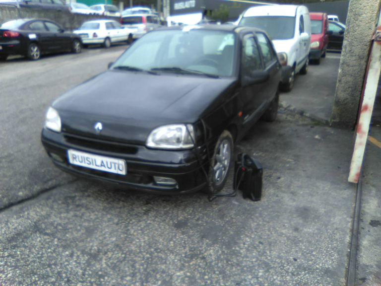 CLIO I  RENAULT - ID V_V7595