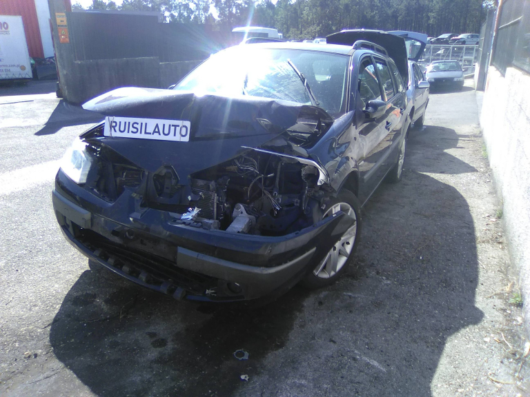 MEGANE II  RENAULT - ID V_V6632