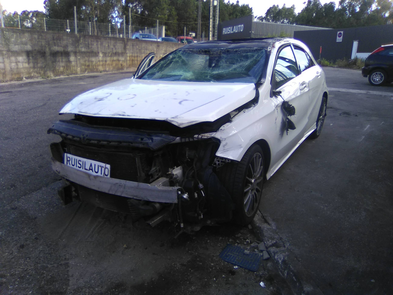 A-CLASS  MERCEDES-BENZ - ID V_V7392