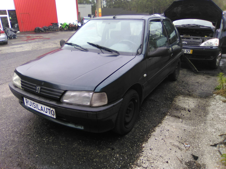 106 I  PEUGEOT - ID V_V6524