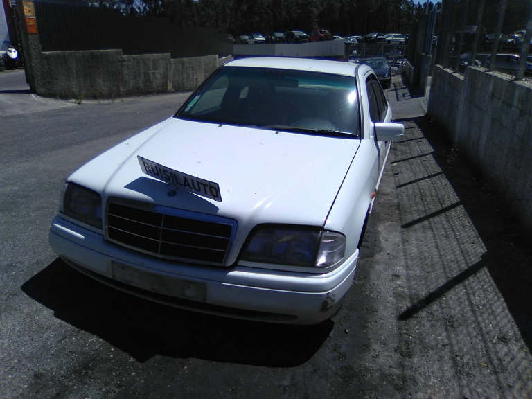 C-CLASS  MERCEDES-BENZ - ID V_V6563