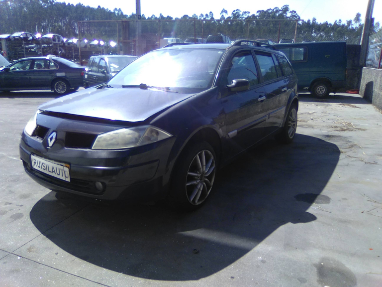 MEGANE II três volumes  RENAULT - ID V_V8189