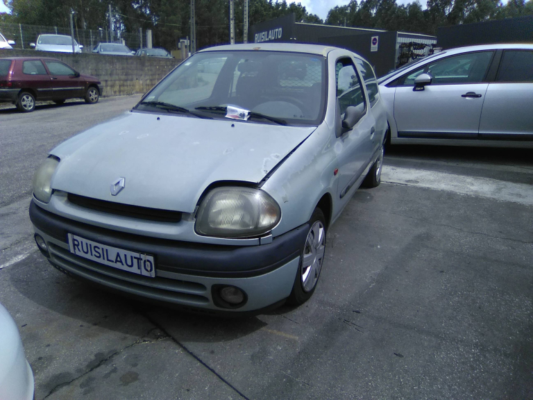 CLIO II  RENAULT - ID V_V6402