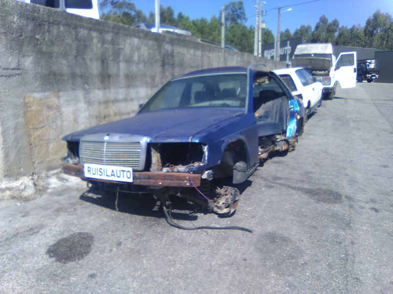 190  MERCEDES-BENZ - ID V_V6674