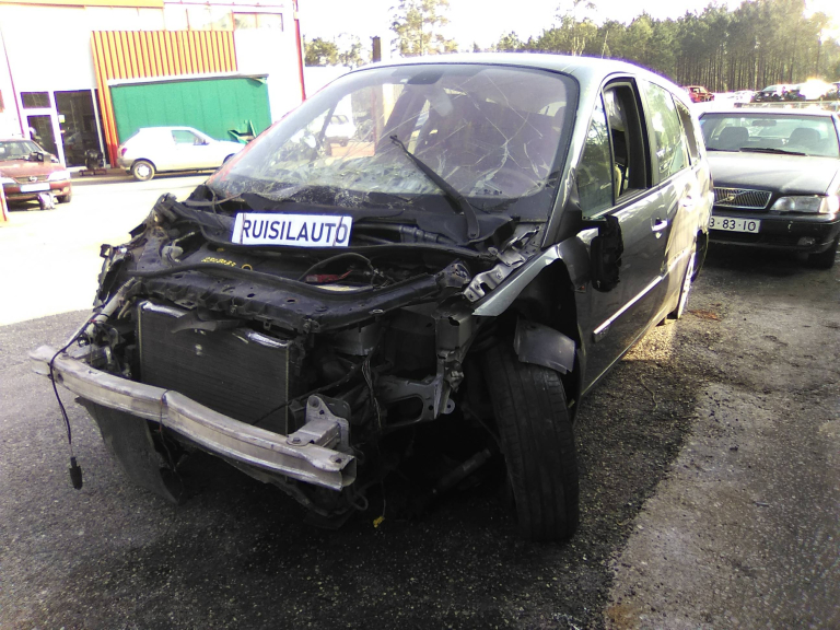 SCÉNIC II  RENAULT - ID V_V6577