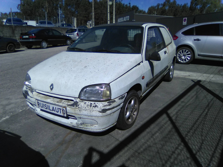 CLIO I  RENAULT - ID V_V6950