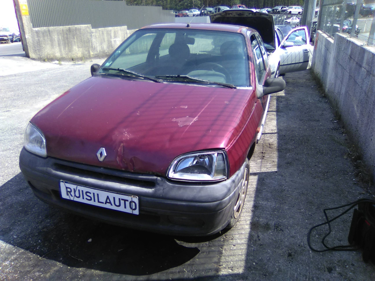 CLIO I  RENAULT - ID V_V6418