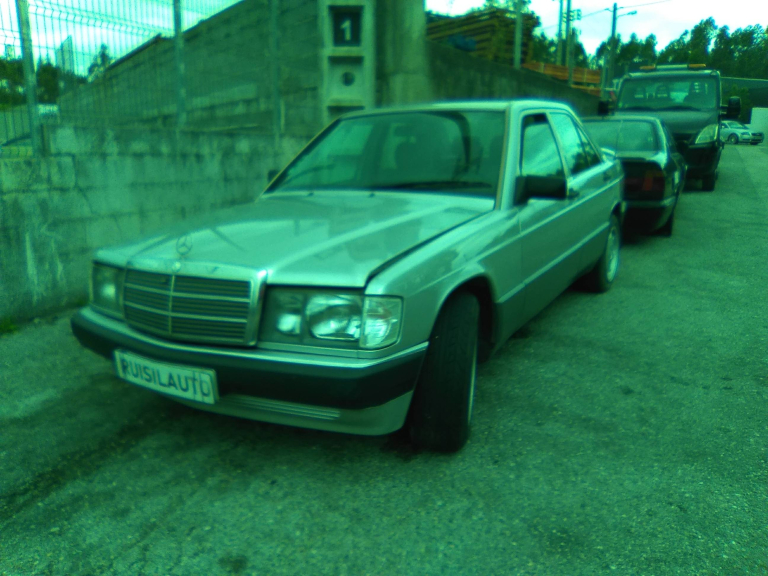 190  MERCEDES-BENZ - ID V_V7998
